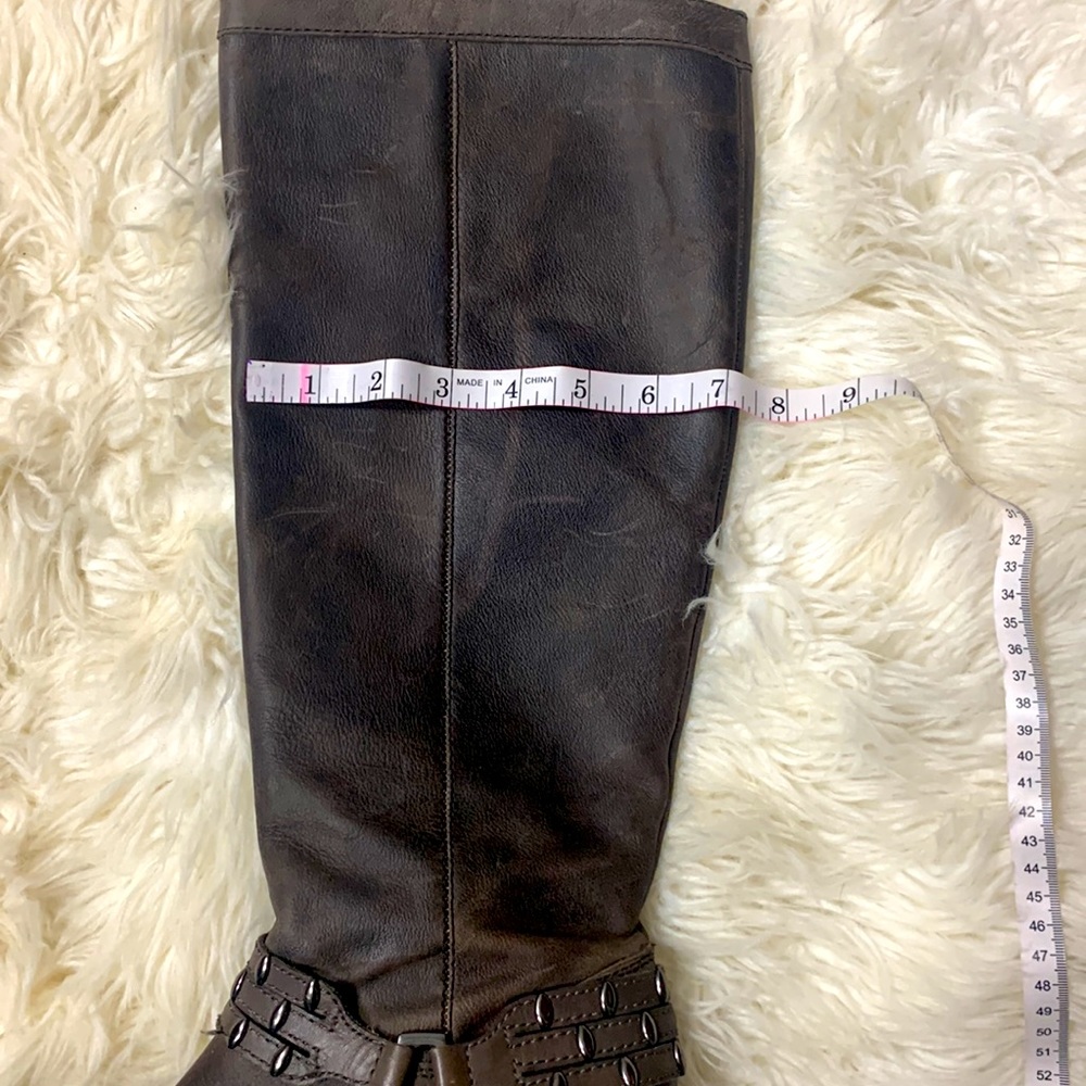 Antonio Melani Leather Tall boot size 8 color is what I would call sealskin. - Picture 11 of 12